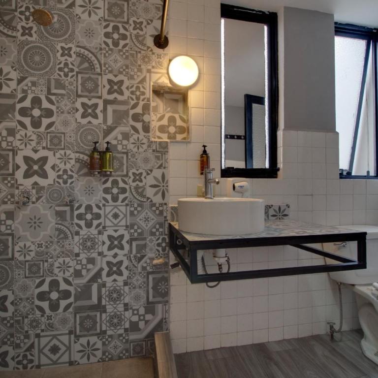 Hotel Punto 79 - Habitación Familiar con balcón - 6