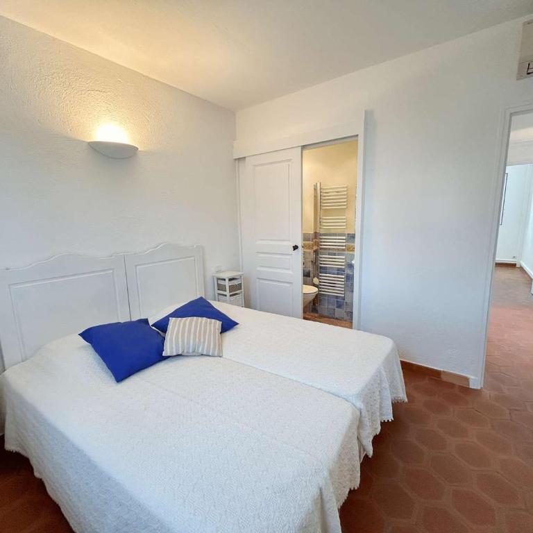 Appartement 3 chambres climatisées, accès plage, vue mer - FR-1-868-2 - Apartment - 6