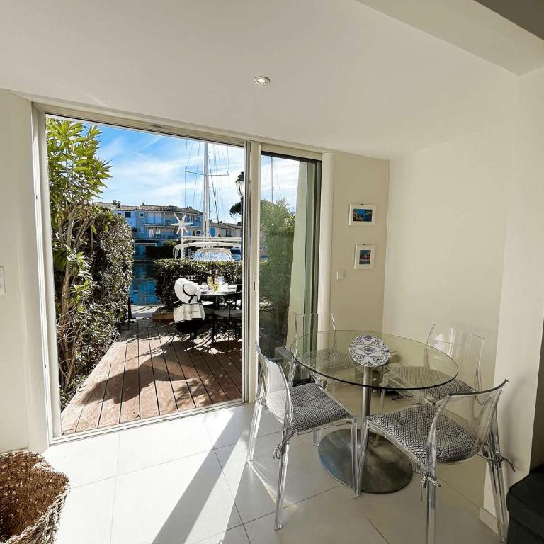 Appartement moderne climatisé avec terrasse à Port Grimaud - FR-1-868-22 - Apartment - 2