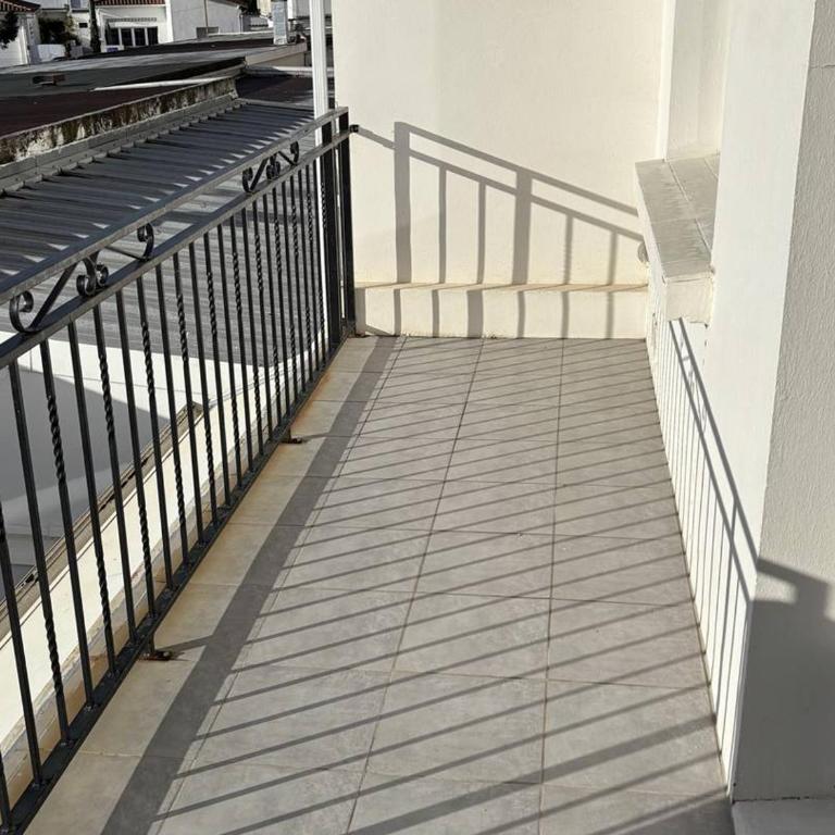 Royan Centre T3 Lumineux 4 Pers à 400m de la Mer - FR-1-738-53 - Apartment - 2