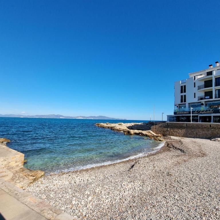 Apartamento en L'Escala con terraza y piscina, cerca de la playa - HISP-236-97 - Apartment - 20