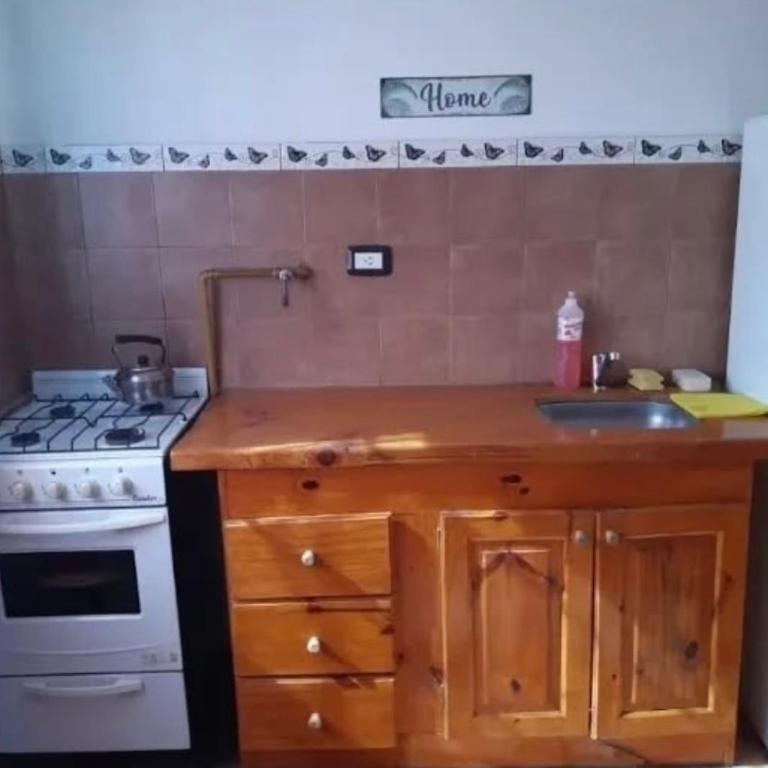 Cabañas Estrellas Doradas - One-Bedroom Bungalow 3 - 4