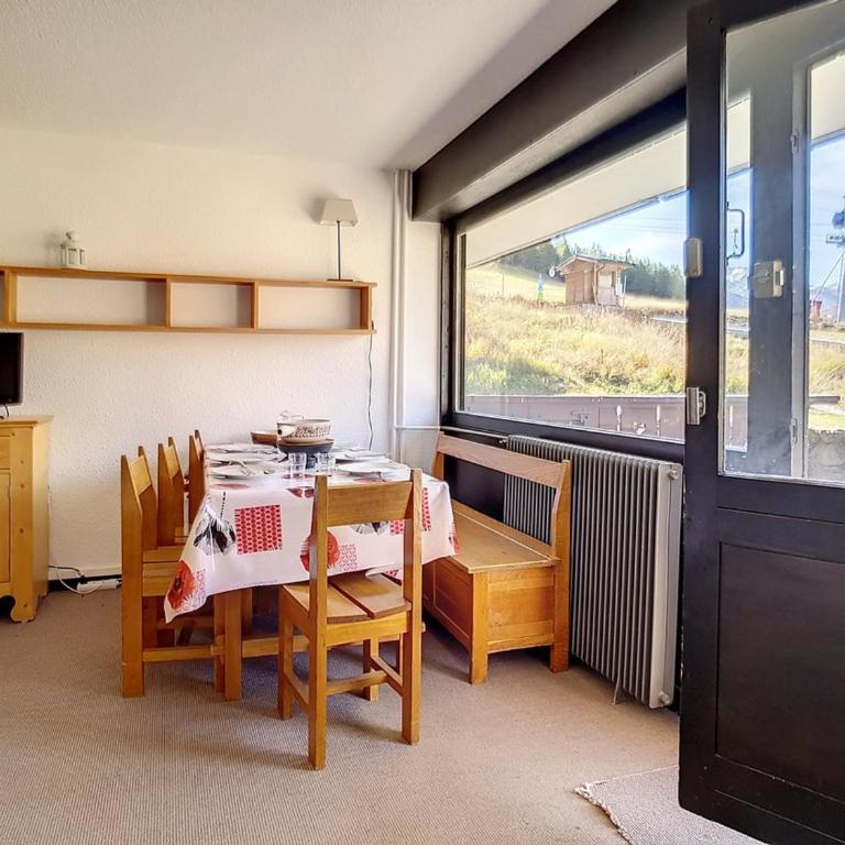 Appartement lumineux · Skis aux pieds · Terrasse & Casier à skis - FR-1-344-1290 - Apartment - 7