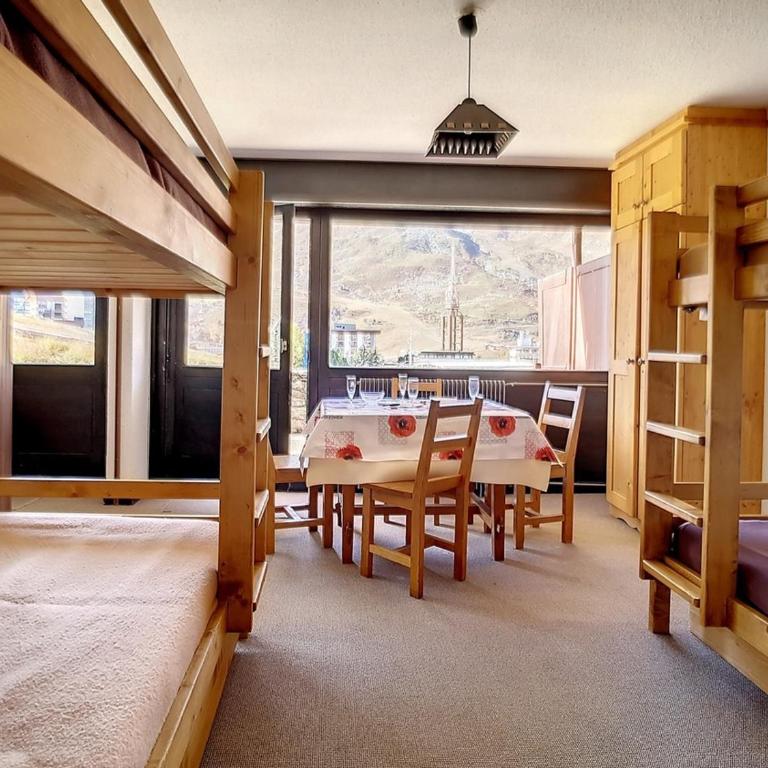 Appartement lumineux · Skis aux pieds · Terrasse & Casier à skis - FR-1-344-1290 - Apartment - 11