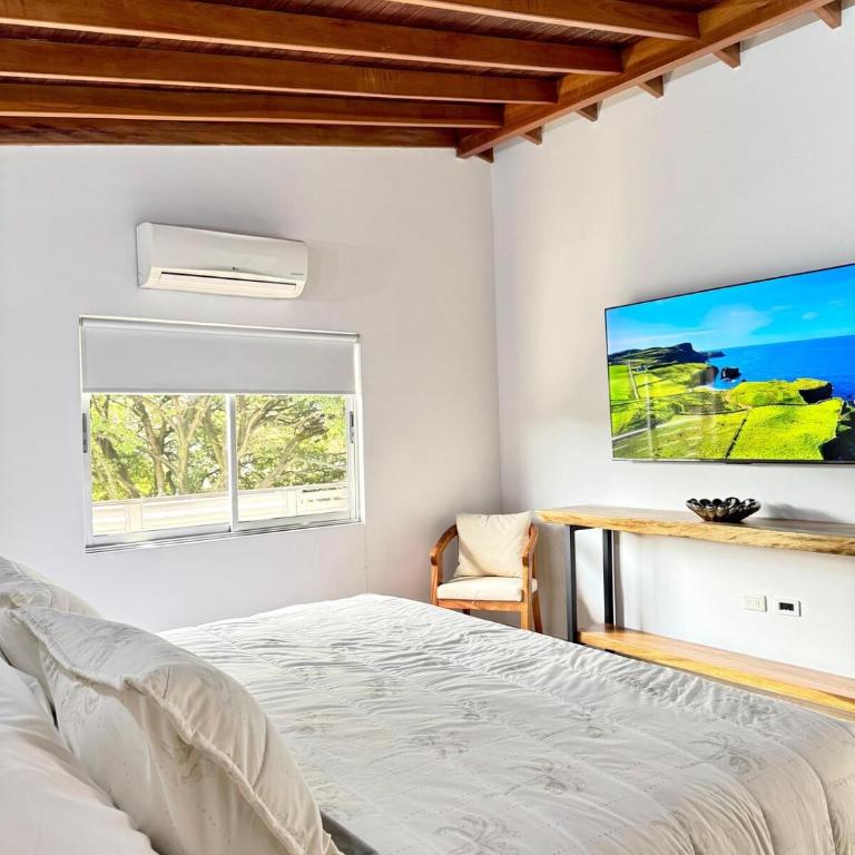 SkyView Medellín 4ppl 1br 1b luxury terrace loft - One-Bedroom Apartment - 7