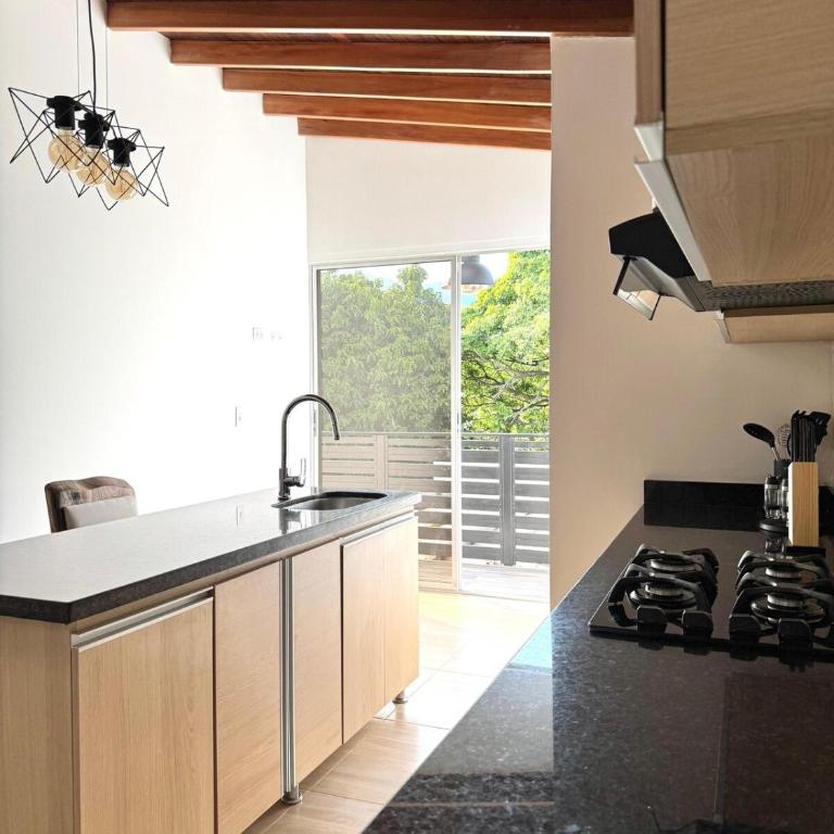 SkyView Medellín 4ppl 1br 1b luxury terrace loft - One-Bedroom Apartment - 14