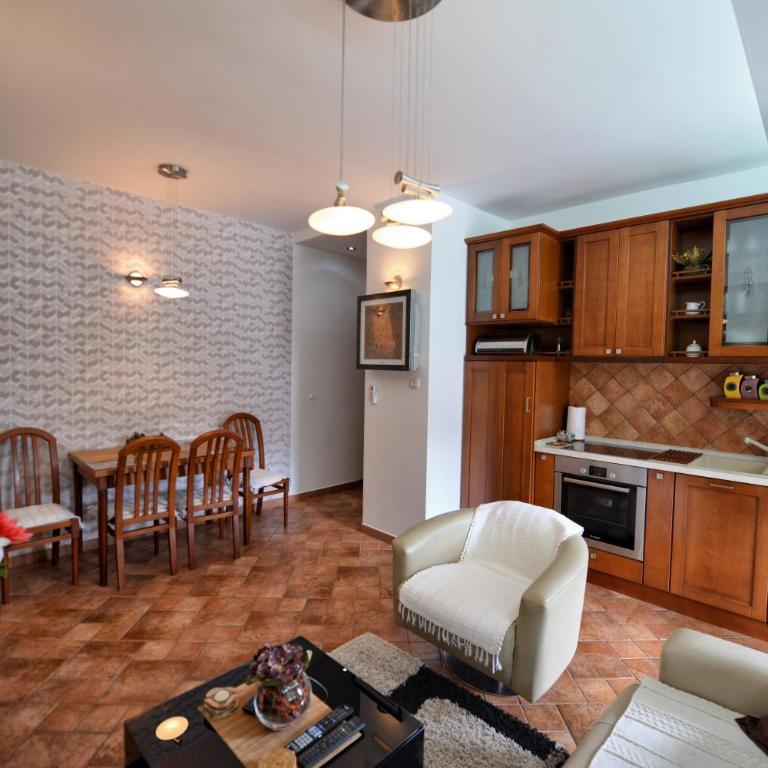BMB Apartments Kotor - Two-Bedroom Apartment - 15