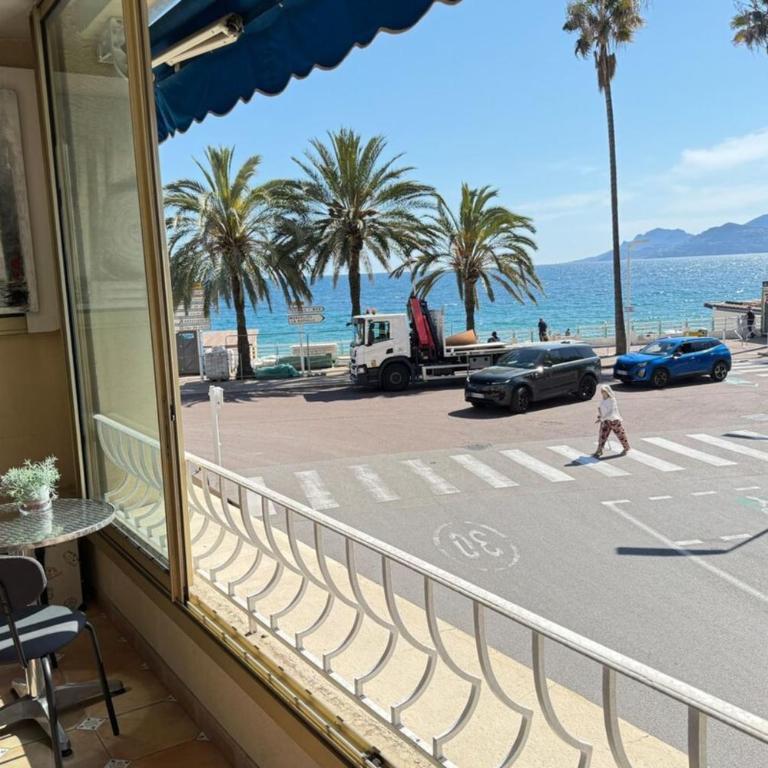 2P vue mer idéalement situé face plages du Midi - Appartement - 7