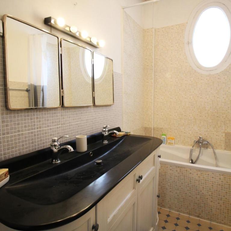 Sentez-vous comme à la maison près du palais - Appartamento con 3 Camere da Letto - 35