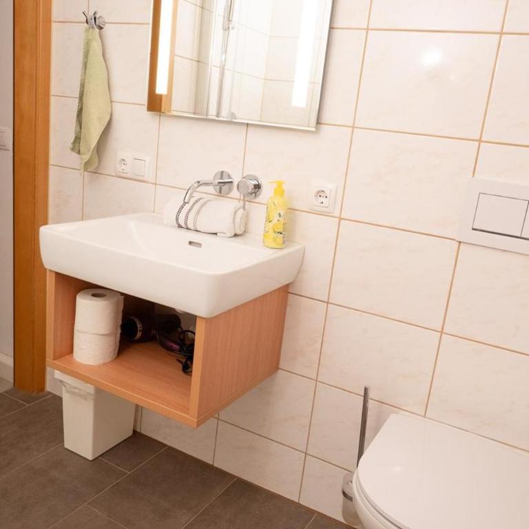 Linz SUNNY - Standard Apartment mit 1 Schlafzimmer - 6