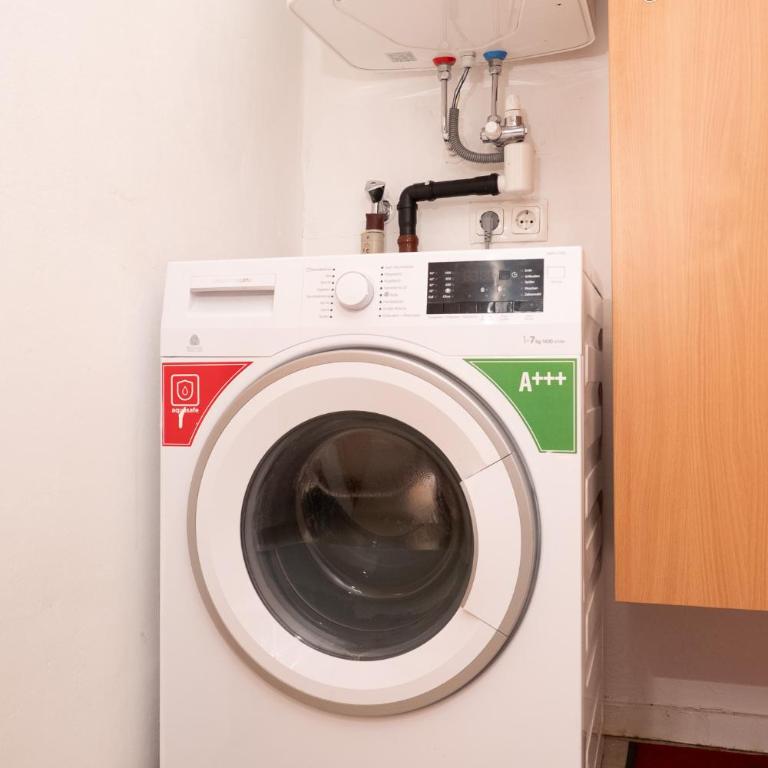 Linz SUNNY - Standard Apartment mit 1 Schlafzimmer - 8