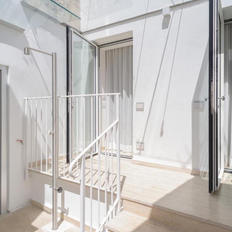 Sopramonte Exclusive Rooms - Deluxe Double Room - 3
