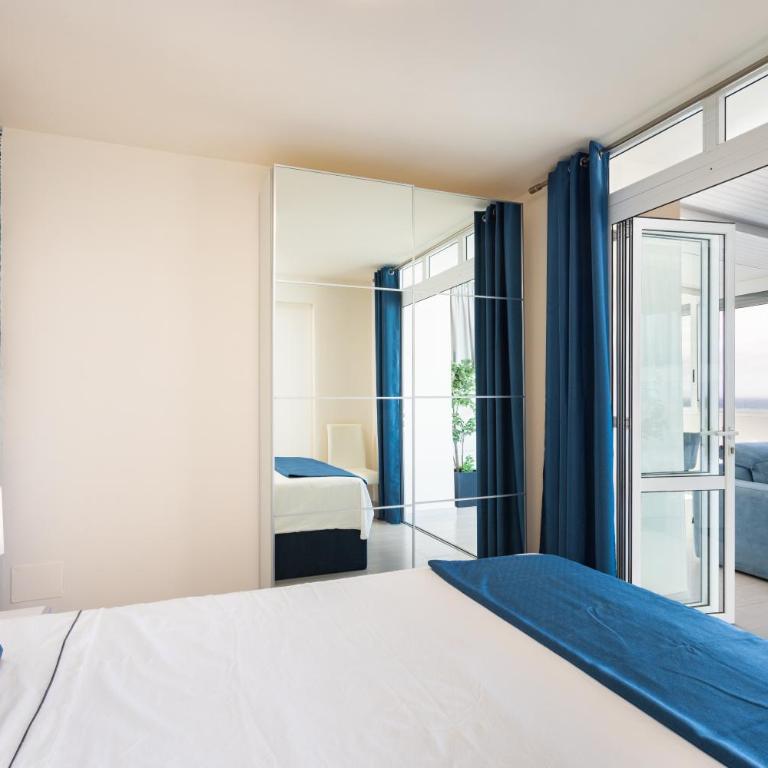 MAGNIFICENT FLAT with SPLENDID OCEAN VIEWS - Apartamento de 2 dormitorios - 32