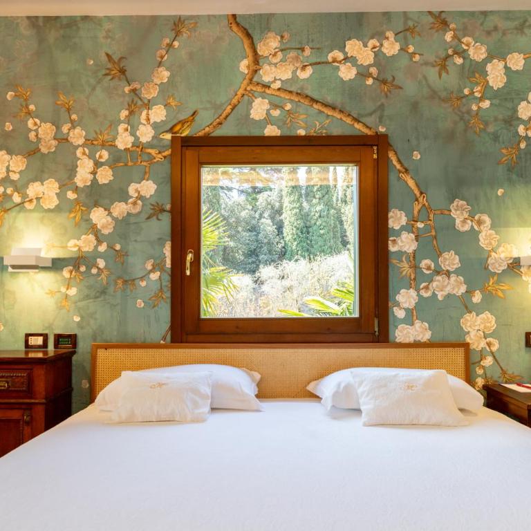 Villa Madrina Lovely and Dynamic Hotel - Double Room with Lake View - 4