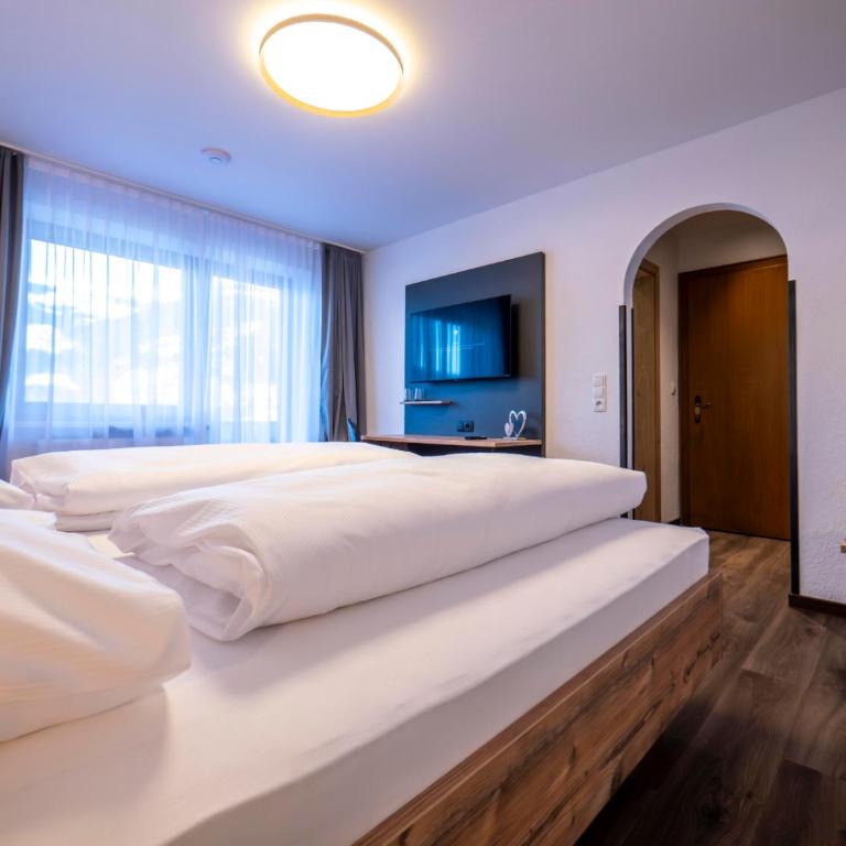 Pension Kohler - Doppelzimmer mit Balkon - 6