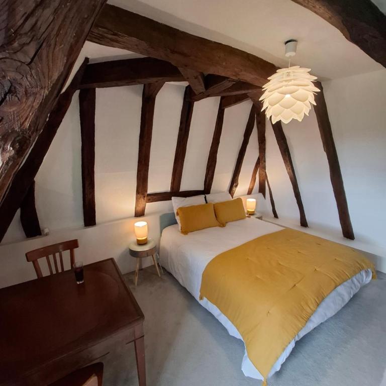 Les Charmes de Sarlat - Chambres d'Hotes - Chambre Quadruple avec Salle de Bains Privative - 5
