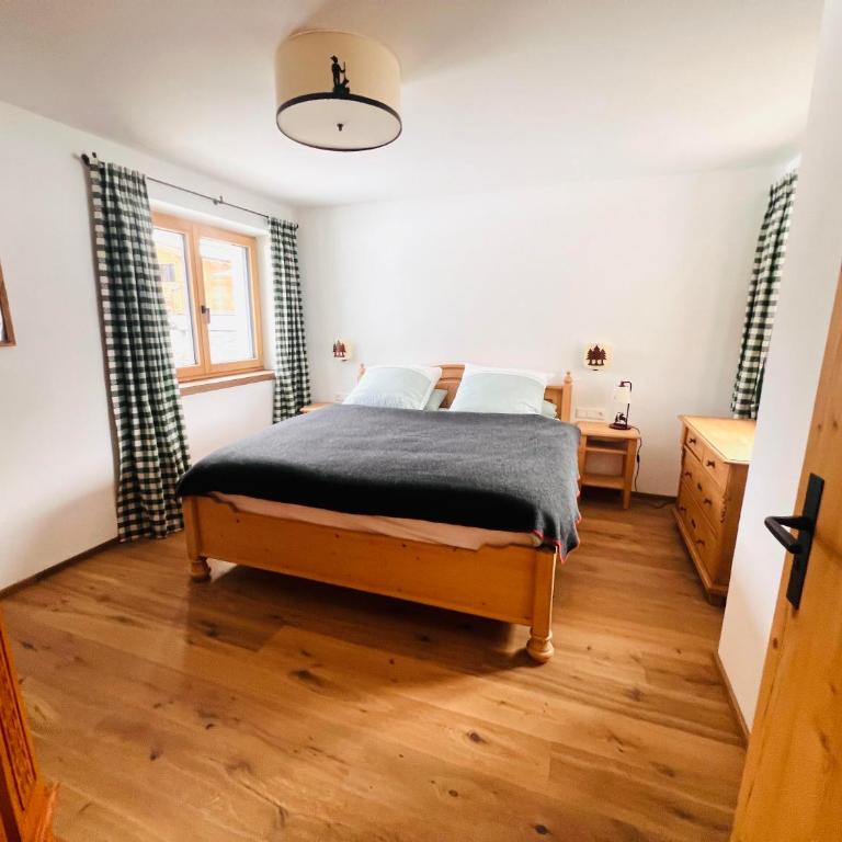Sonnwies Chalet - Apartment mit 3 Schlafzimmern und Bad - 19