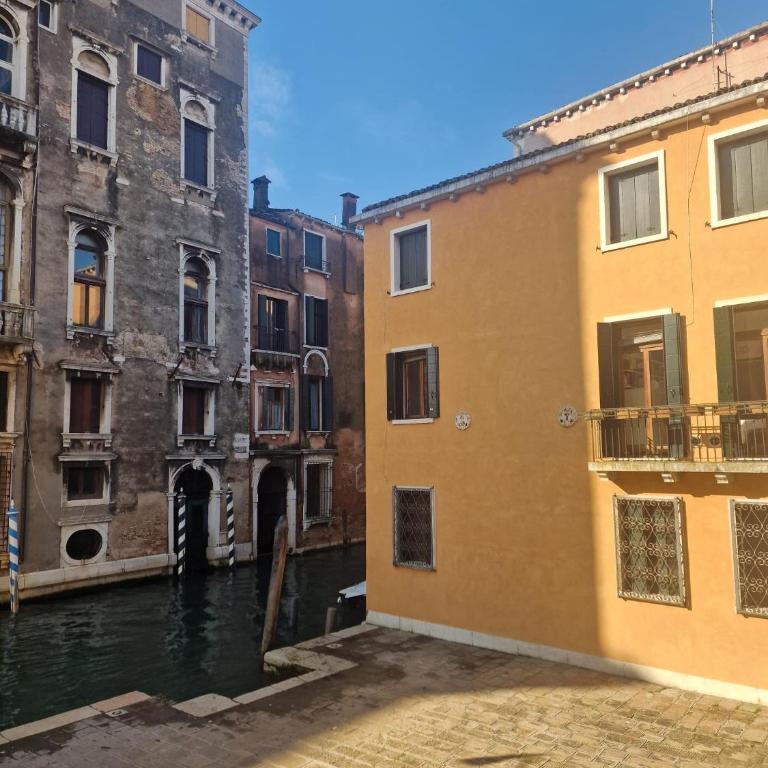Dimora Cadorin Apartments - Two-Bedroom Deluxe Apartment - 11