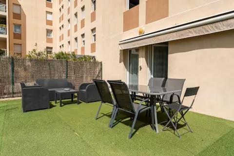 Appartement 3 pièces Avignon Parking privé - Apartment mit 2 Schlafzimmern - 25