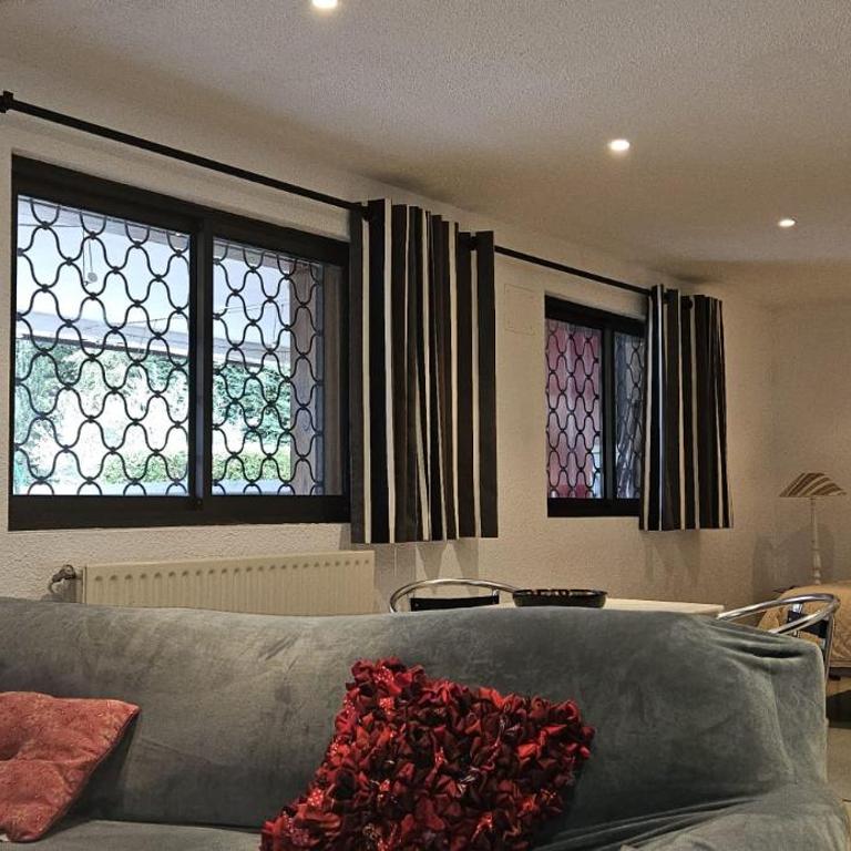 Le Clos Saint Jean, vue Cité, piscine et parking - Studio mit Poolblick - 6