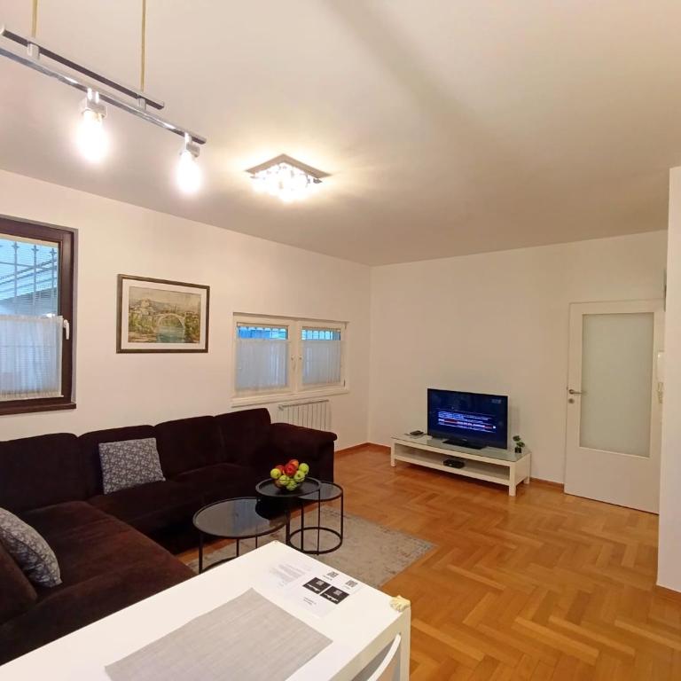 LuxApart Kovači Old City centar free garage - Deluks Apartman - 4