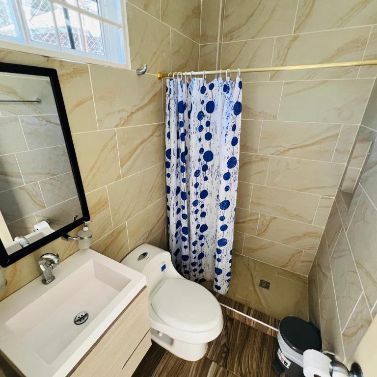 Apto con piscina a 7 min caminando de playa Bello Horizonte - Two-Bedroom Apartment - 19