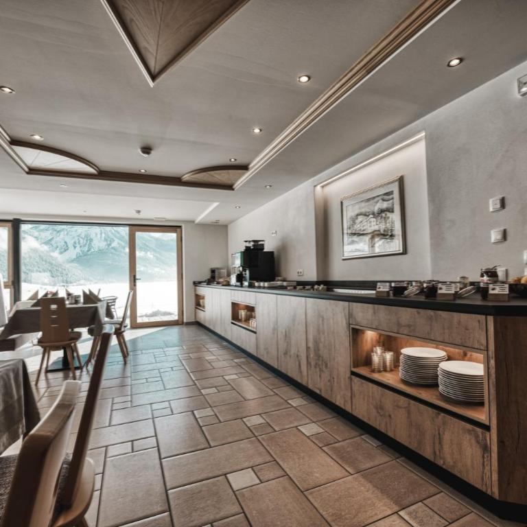 Residence Froy - Apartment mit Seeblick - 36