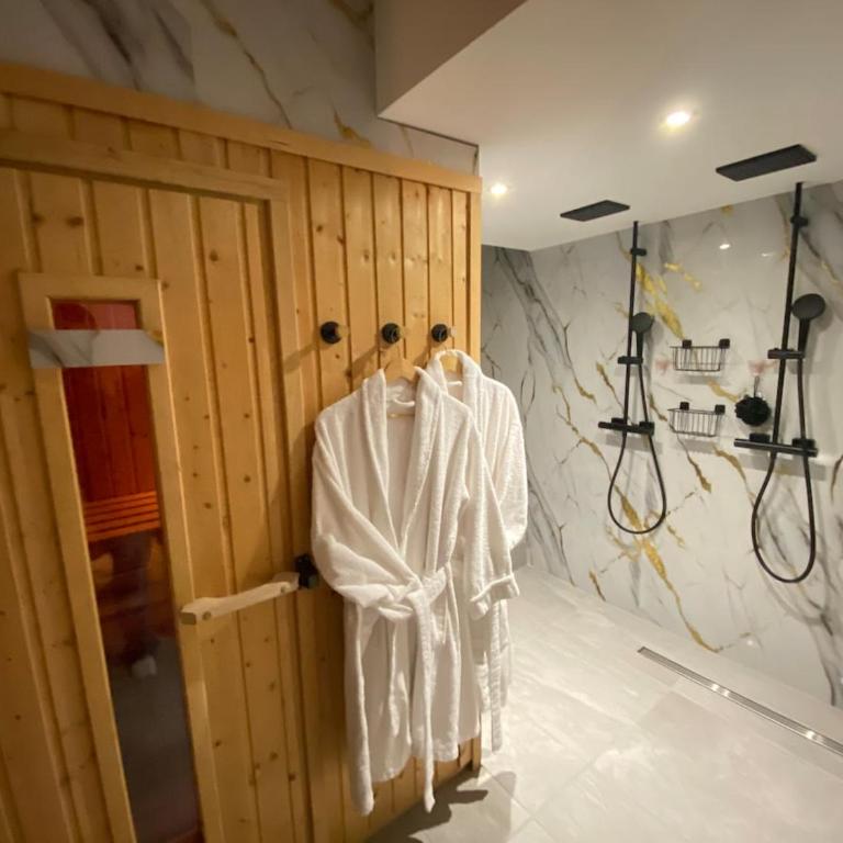 Studio avec sauna et jacuzzi - One-Bedroom Apartment - 5