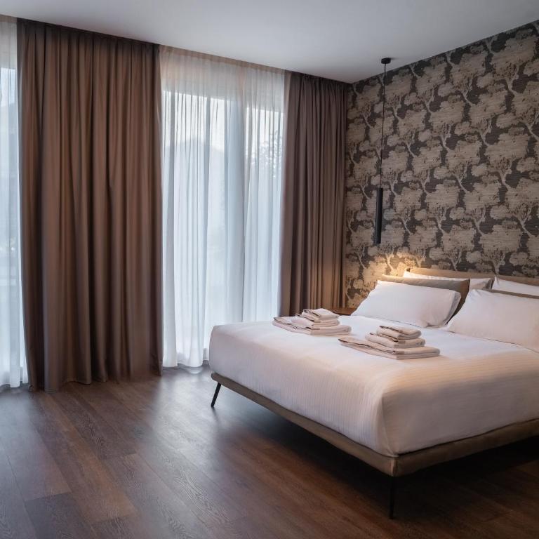 Porpora Suite Hotel - Camera Queen con Balcone - 3
