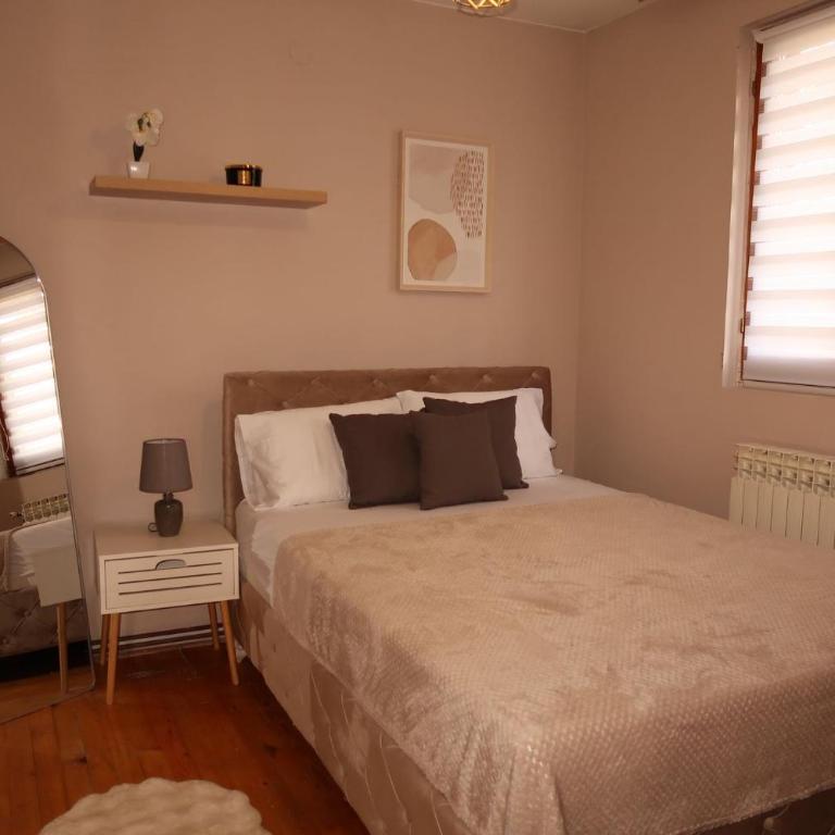 Apartmani Lejla - Apartman sa 1 Spavaćom Sobom i Pogledom na Vrt - 10