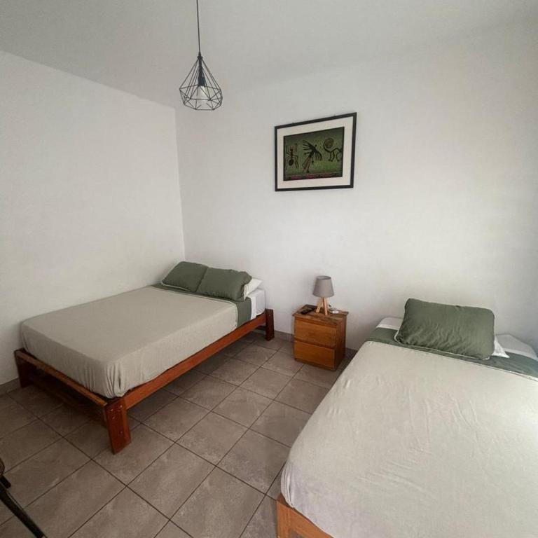 Ravenala Paracas Hostel & Apartment - Habitación Doble - 2 camas - 2