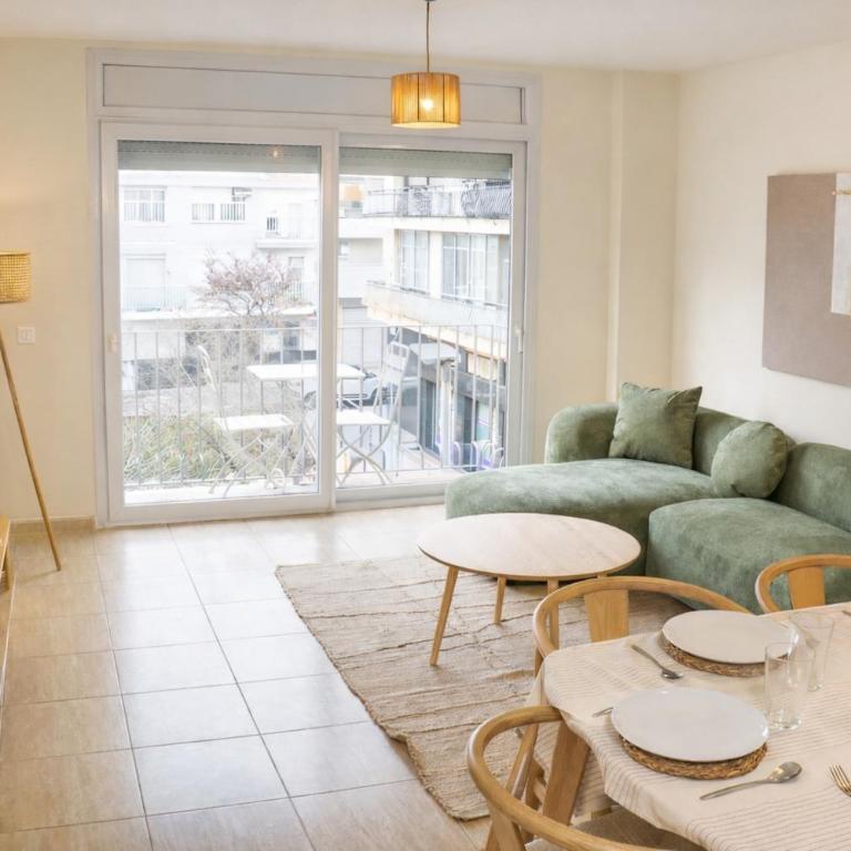 Apto familiar a pasos del mar en Roses BravaDreams - Apartamento de 3 dormitorios - 1