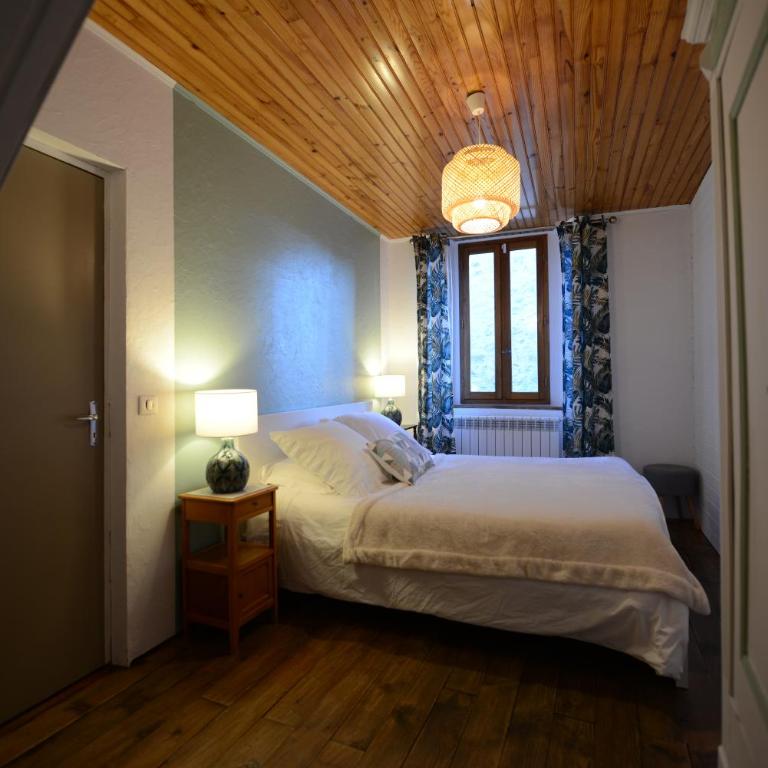 Maison Cal Peralada - Casa Vacanze con 3 Camere da Letto - 10