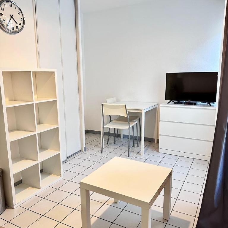 Studio équipé et cosy proche gare Grenoble - Apartment mit 1 Schlafzimmer - 6