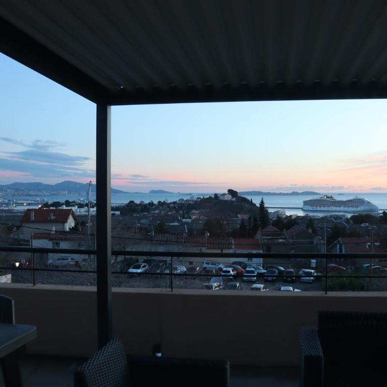 Estaque Cozy nest with a magical view of the sea - Appartement 2 Chambres - 43