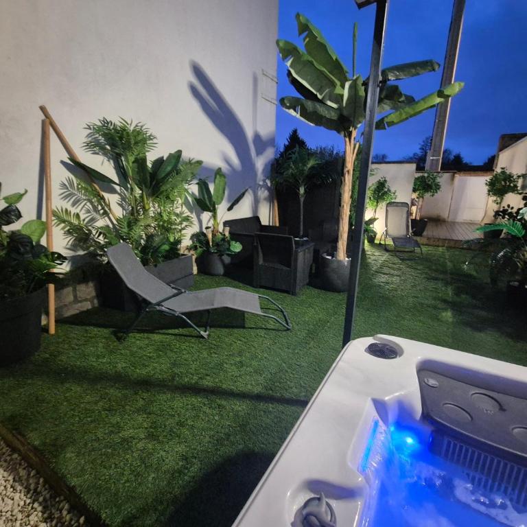 Studio avec Spa Privatif & Terrasse Jungle Dijon Centre - Appartamento Monolocale - 4