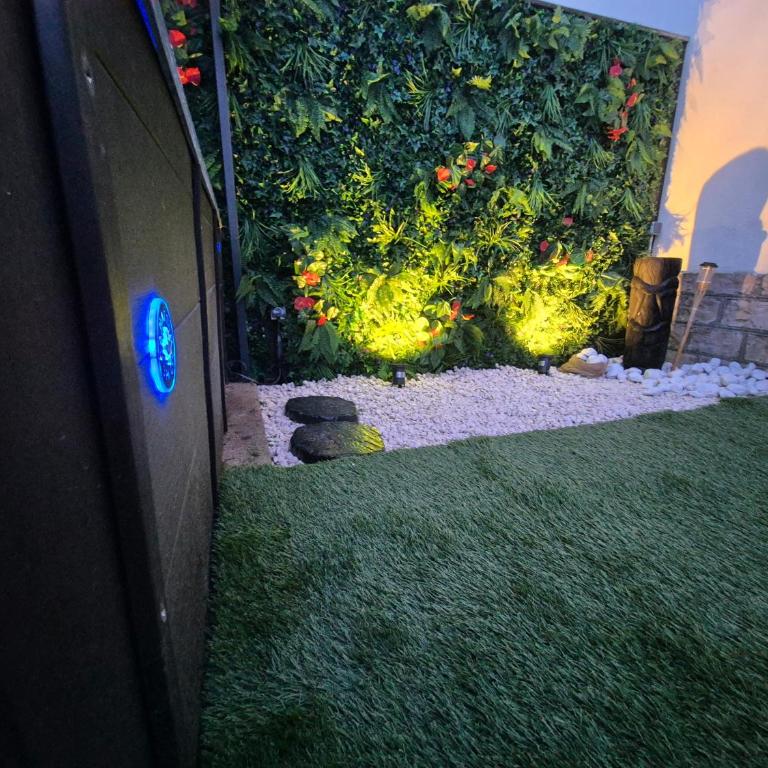 Studio avec Spa Privatif & Terrasse Jungle Dijon Centre - Appartamento Monolocale - 29