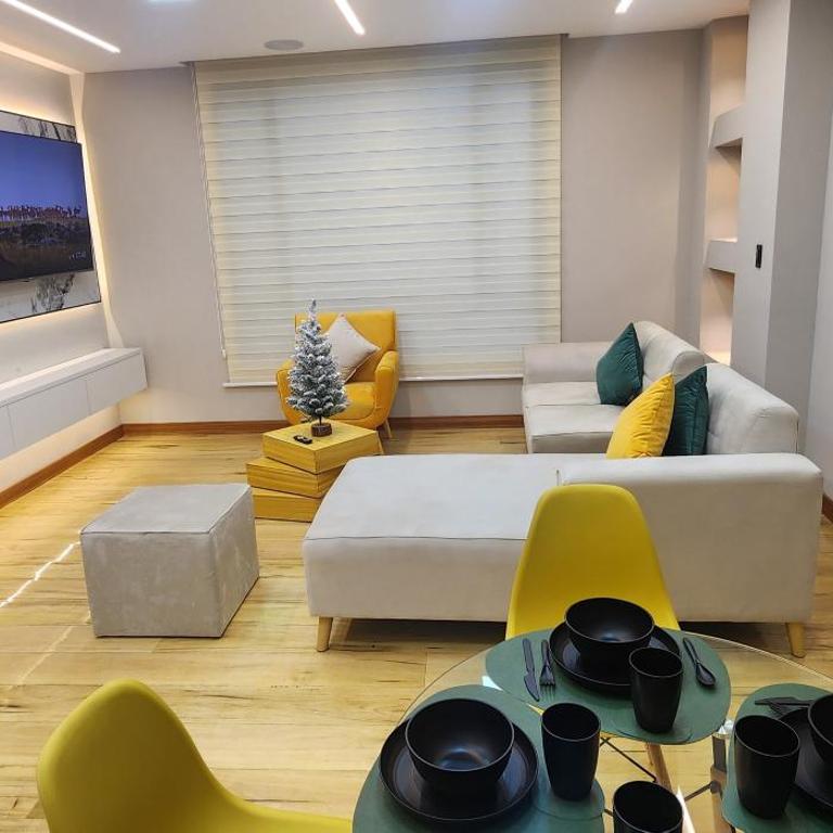 ELEGANTE LOFT en LOJA CERCA a la UTPL y CENTRO HISTÓRICO - Three-Bedroom Premium Apartment - 6