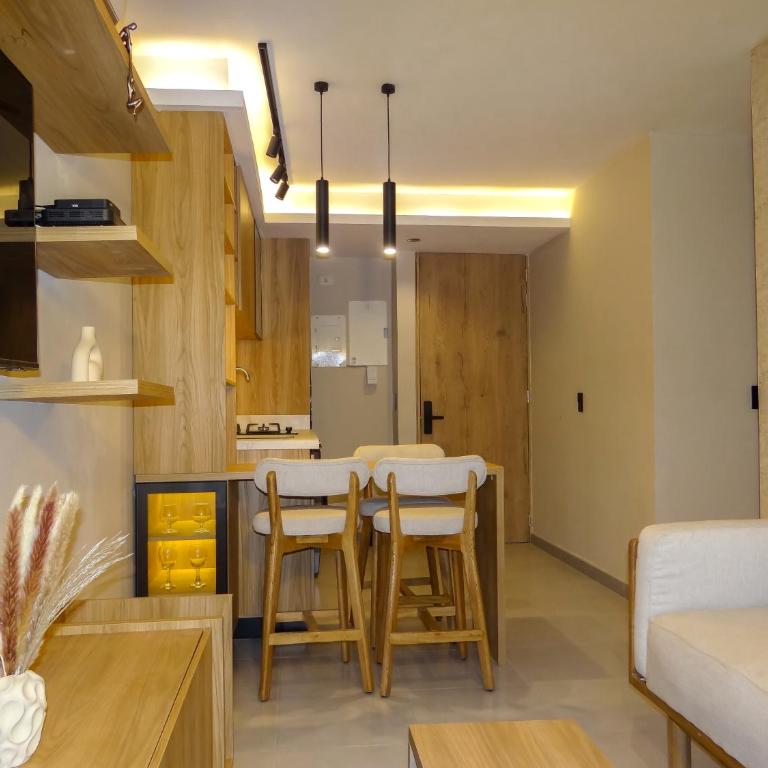Apto chic con AC 3 hab 2 baños cerca al Mar - Three-Bedroom Apartment - 31
