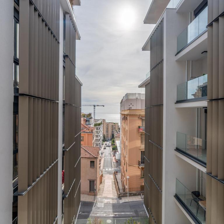 Monaco Bliss apartments 5 min to Casino - One-Bedroom Apartment - 15