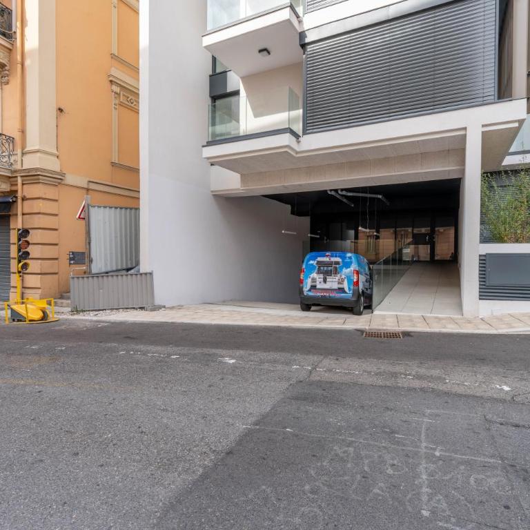 Monaco Bliss apartments 5 min to Casino - One-Bedroom Apartment - 14