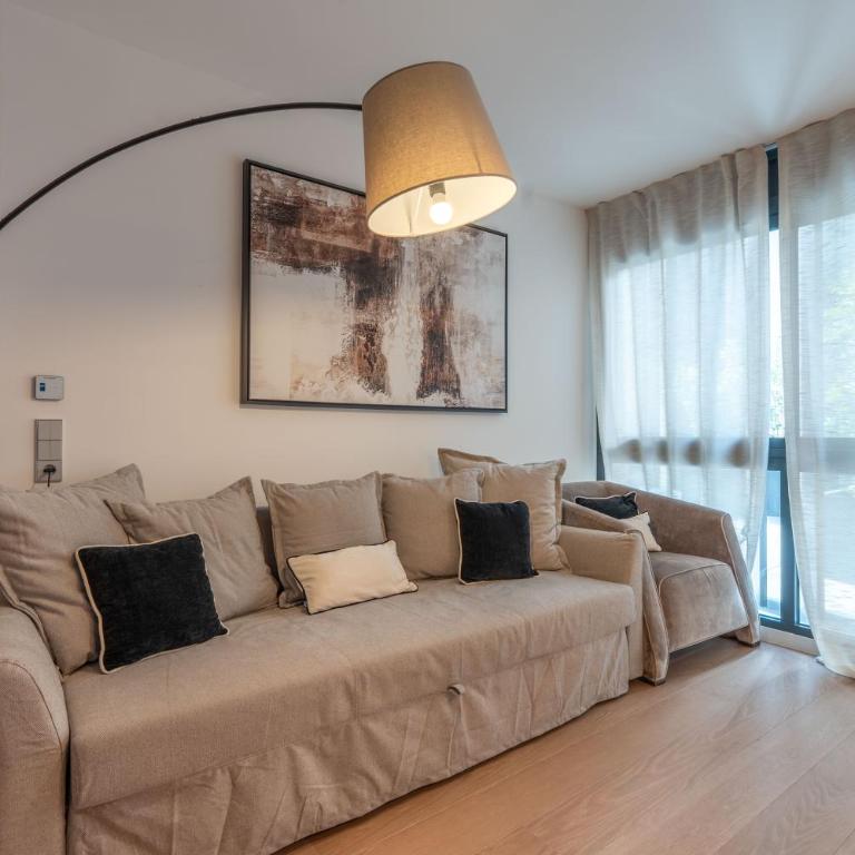 Monaco Bliss apartments 5 min to Casino - One-Bedroom Apartment - 7