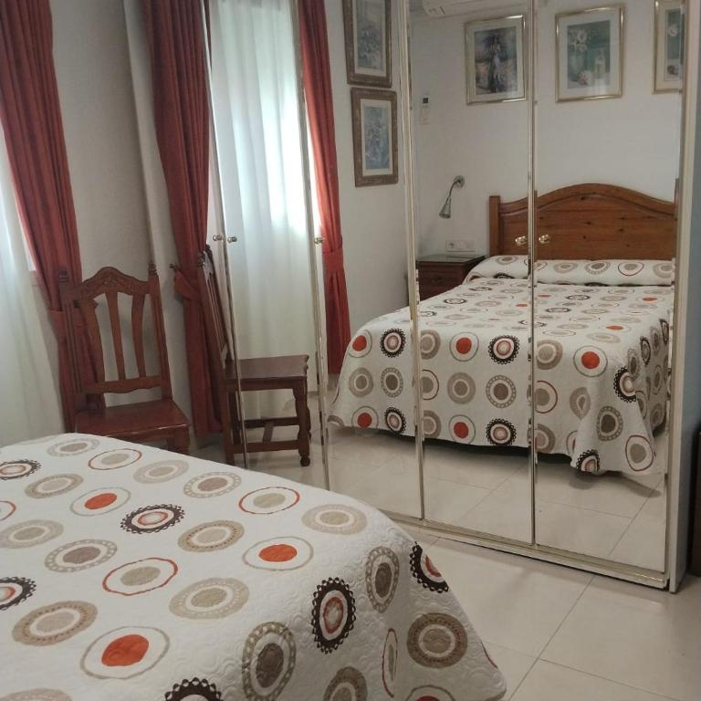 Apartamento 2 hab en Teatinos - Two-Bedroom Apartment - 2
