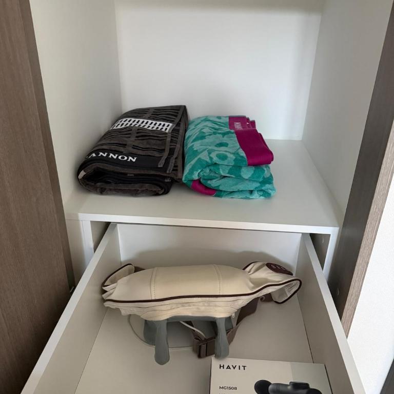 GARAN AIKE Shelter and style in front of Canal Señoret - Two-Bedroom Apartment - 51