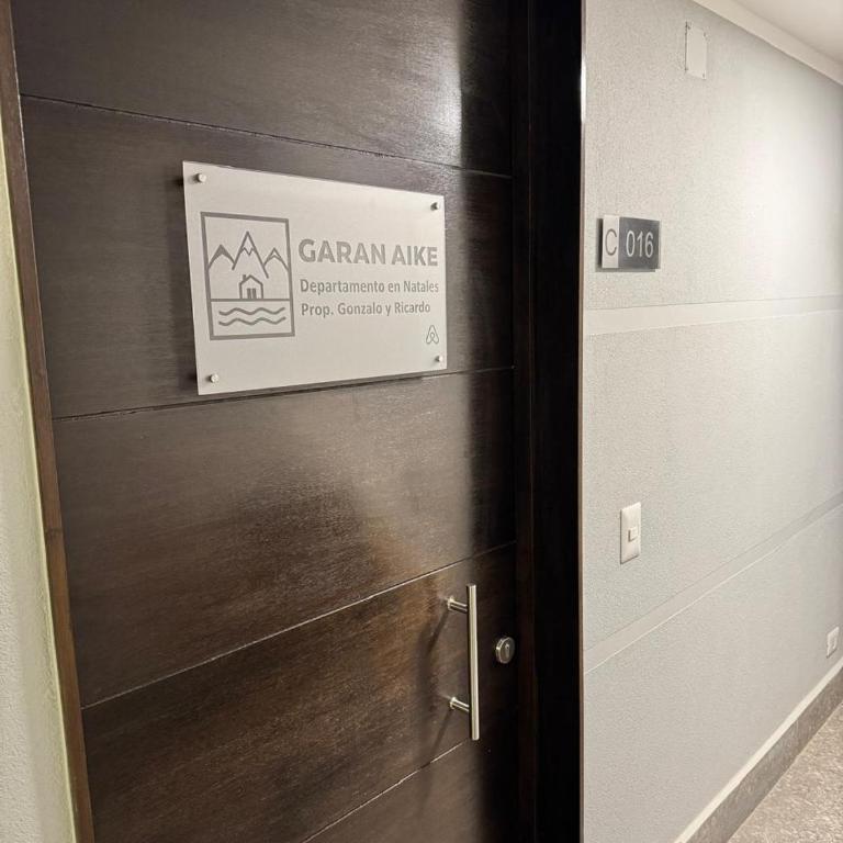 GARAN AIKE Shelter and style in front of Canal Señoret - Two-Bedroom Apartment - 84