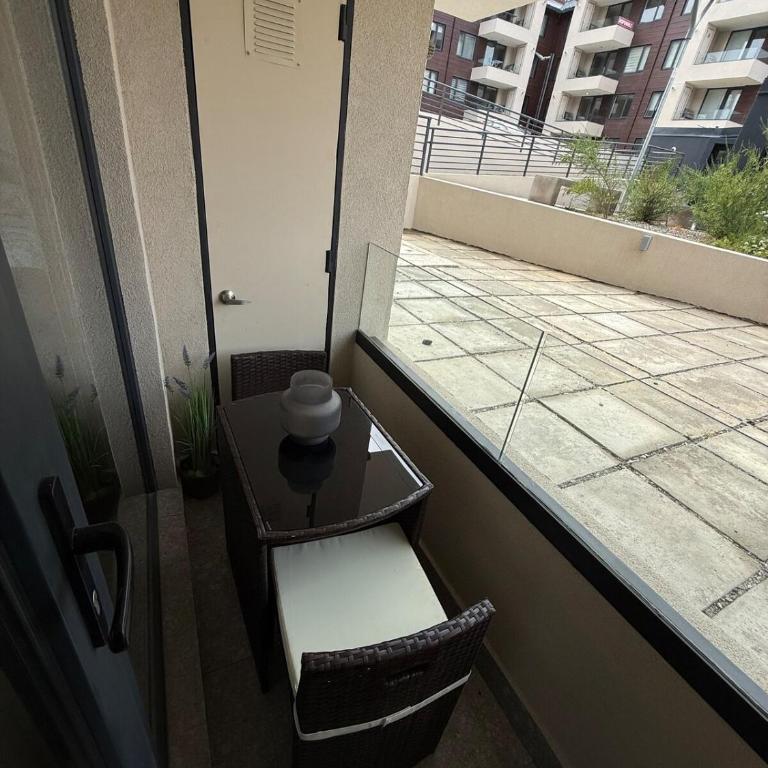 GARAN AIKE Shelter and style in front of Canal Señoret - Two-Bedroom Apartment - 87