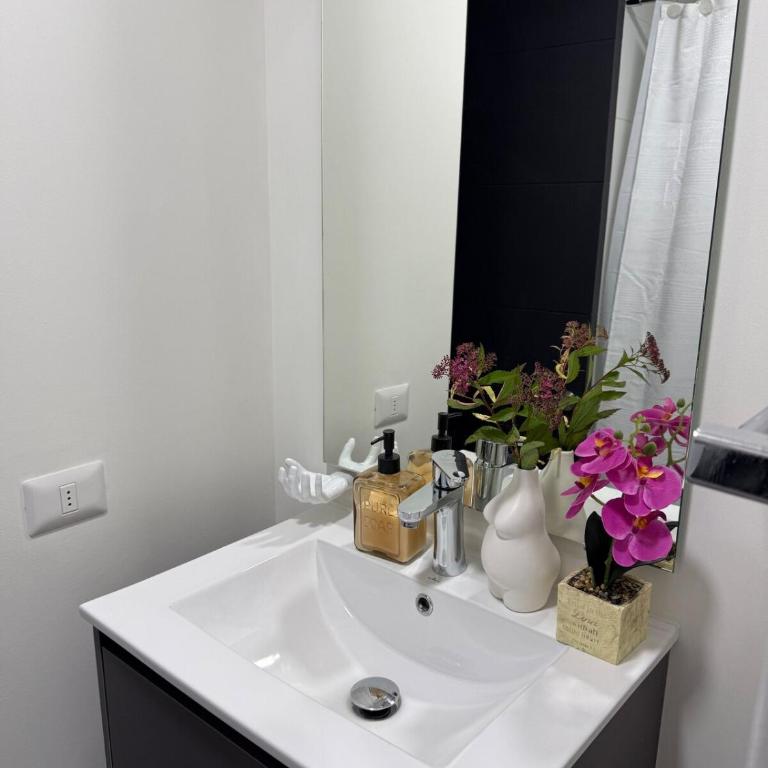 GARAN AIKE Shelter and style in front of Canal Señoret - Two-Bedroom Apartment - 58