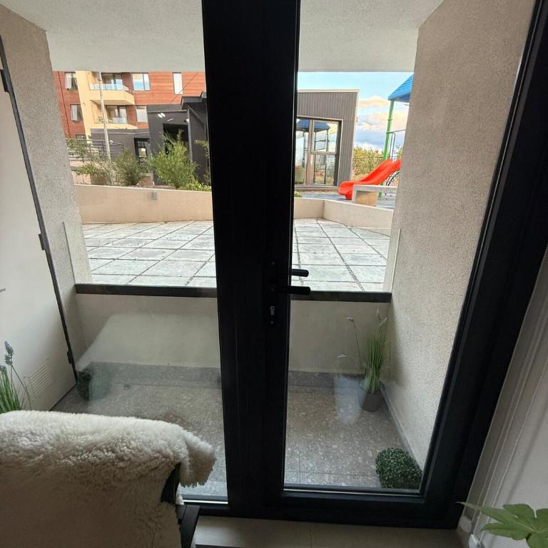 GARAN AIKE Shelter and style in front of Canal Señoret - Two-Bedroom Apartment - 81