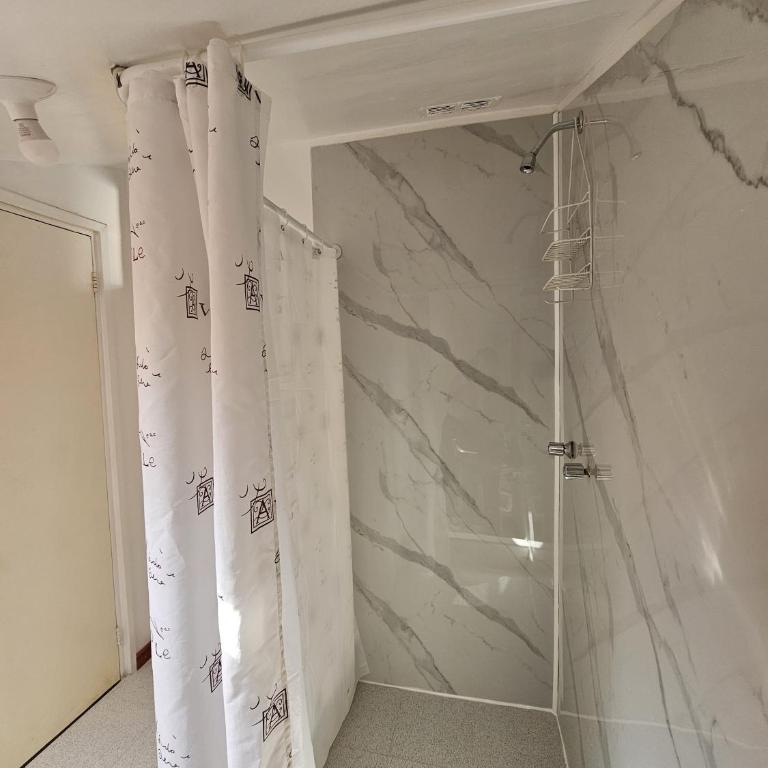Alojamiento Chorrillos - Twin Room with Shared Bathroom - 7