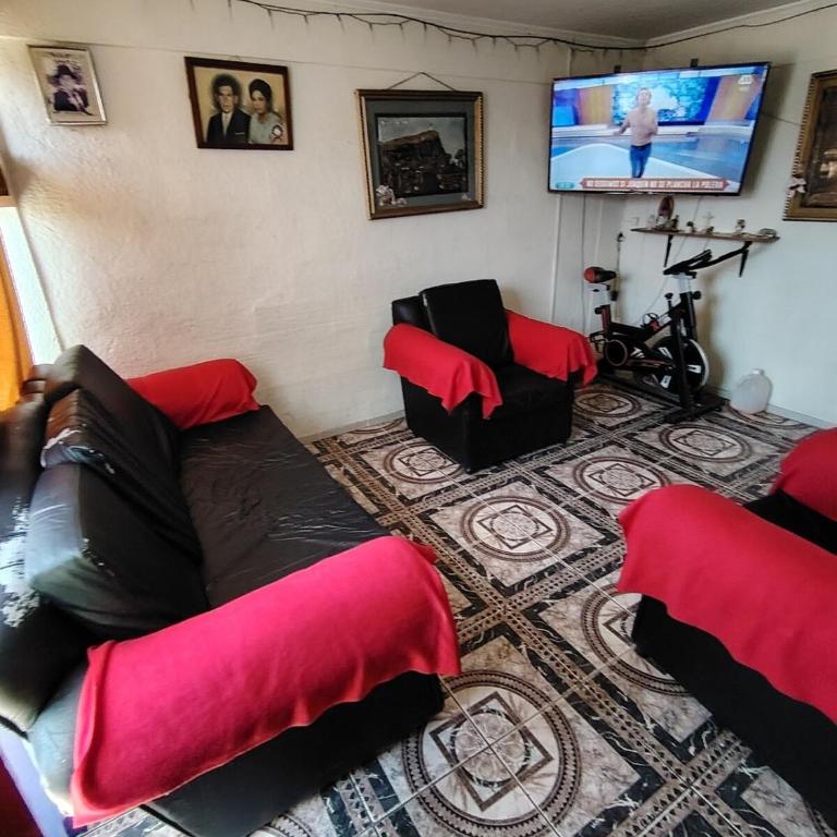 Casa para Turistas - Two-Bedroom House - 1